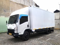 2022 Isuzu NMR 81 Euro 4 Putih - Jual mobil bekas di DKI Jakarta