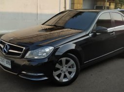 2013 Mercedes-Benz C-Class C200 Hitam - Jual mobil bekas di Jawa Barat