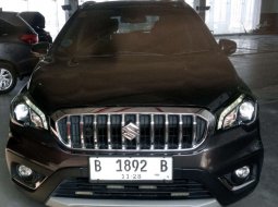 2018 Suzuki SX4 S-Cross AT Abu-abu - Jual mobil bekas di Banten