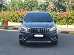 2022 Suzuki SX4 S-Cross New A/T Abu-abu - Jual mobil bekas di DKI Jakarta