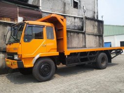 2020 Mitsubishi Fuso Trucks Orange - Jual mobil bekas di DKI Jakarta