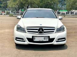 2014 Mercedes-Benz C-Class C 200 Avantgarde Line Putih - Jual mobil bekas di DKI Jakarta