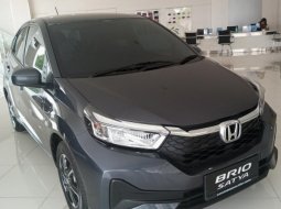 2024 Honda Brio E CVT Abu-abu - Jual mobil bekas di Jawa Barat