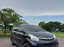 2014 Toyota Avanza Veloz Hitam - Jual mobil bekas di Jawa Timur