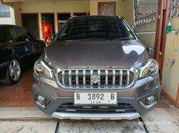 2018 Suzuki SX4 S-Cross AT Abu-abu - Jual mobil bekas di Banten