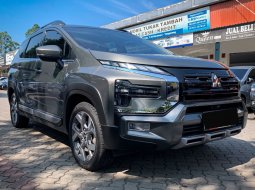 2022 Mitsubishi Xpander Cross NewPremium Package CVT Hijau - Jual mobil bekas di Banten