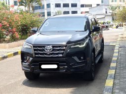 2021 Toyota Fortuner Hitam - Jual mobil bekas di DKI Jakarta