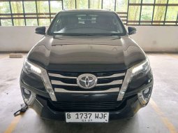 2019 Toyota Fortuner VRZ Hitam - Jual mobil bekas di Banten