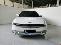 2023 Hyundai Ioniq Signature Putih - Jual mobil bekas di DKI Jakarta