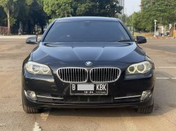 2013 BMW 5 Series 520d Hitam - Jual mobil bekas di DKI Jakarta