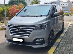 2020 Hyundai H-1 2.5L CRDi Royale Silver - Jual mobil bekas di DKI Jakarta