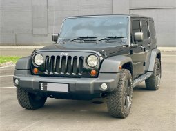 2011 Jeep Wrangler Sport Unlimited Hitam - Jual mobil bekas di DKI Jakarta