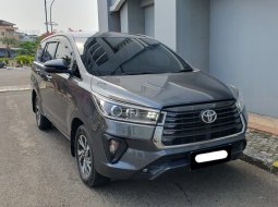 2022 Toyota Kijang Innova V Abu-abu - Jual mobil bekas di DKI Jakarta