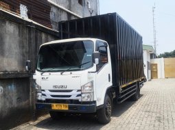 2023 Isuzu NMR 81 Euro 4 Putih - Jual mobil bekas di DKI Jakarta