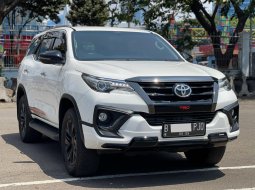 2020 Toyota Fortuner TRD Putih - Jual mobil bekas di DKI Jakarta