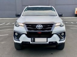 2020 Toyota Fortuner 2.4 TRD AT Putih - Jual mobil bekas di DKI Jakarta