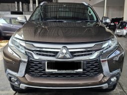 2018 Mitsubishi Pajero Sport Dakar 4x2 AT Coklat - Jual mobil bekas di Jawa Barat