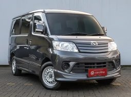 2023 Daihatsu Luxio 1.5 D M/T Abu-abu - Jual mobil bekas di Banten