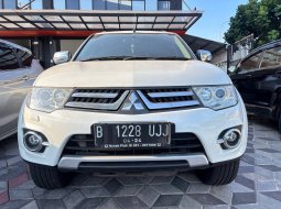 2013 Mitsubishi Pajero Sport Dakar Putih - Jual mobil bekas di Jawa Barat