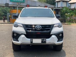 2019 Toyota Fortuner 2.4 TRD AT Putih - Jual mobil bekas di DKI Jakarta