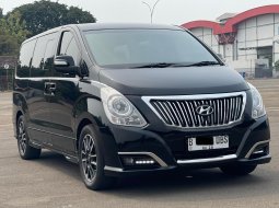 2018 Hyundai H-1 Royale Hitam - Jual mobil bekas di DKI Jakarta