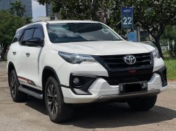 2019 Toyota Fortuner 2.4 TRD AT Putih - Jual mobil bekas di DKI Jakarta