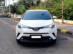 2018 Toyota C-HR 1.8L CVT Putih - Jual mobil bekas di DKI Jakarta