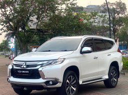 2017 Mitsubishi Pajero Sport Dakar 4x2 AT Putih - Jual mobil bekas di DKI Jakarta