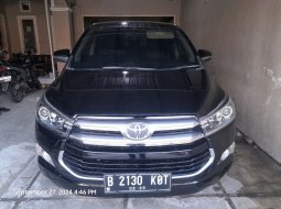 2021 Toyota Kijang Innova V A/T Gasoline Hitam - Jual mobil bekas di Banten