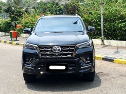 2023 Toyota Fortuner Hitam - Jual mobil bekas di DKI Jakarta