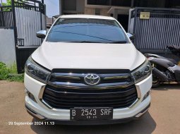 2020 Toyota Venturer Putih - Jual mobil bekas di Banten