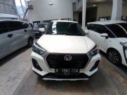 2022 Daihatsu Rocky 1.2 X CVT Putih - Jual mobil bekas di Banten