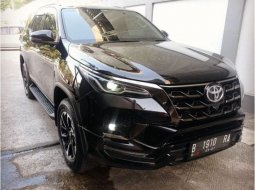 2022 Toyota Fortuner Hitam - Jual mobil bekas di Jawa Barat