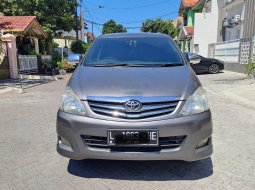 2010 Toyota Kijang Innova G A/T Gasoline Abu-abu - Jual mobil bekas di Jawa Timur