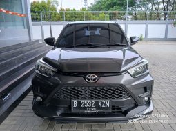 2021 Toyota Raize 1.0T GR Sport CVT (One Tone) Abu-abu - Jual mobil bekas di Banten