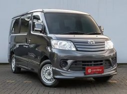 2023 Daihatsu Luxio 1.5 X M/T Abu-abu - Jual mobil bekas di Banten