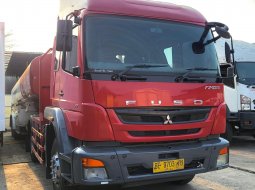 2017 Mitsubishi Fuso Trucks Merah - Jual mobil bekas di DKI Jakarta