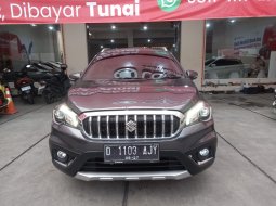 2022 Suzuki SX4 S-Cross AT Abu-abu - Jual mobil bekas di Aceh