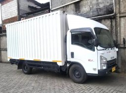 2021 Isuzu Elf NLR Putih - Jual mobil bekas di DKI Jakarta