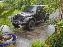 2011 Jeep Wrangler Sport Unlimited Hitam - Jual mobil bekas di DI Yogyakarta