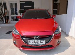 2017 Mazda 2 GT AT Merah - Jual mobil bekas di Banten