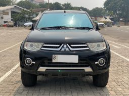 2013 Mitsubishi Pajero Sport Dakar 4x2 AT Hitam - Jual mobil bekas di DKI Jakarta