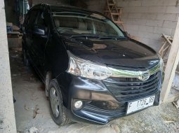 2017 Daihatsu Xenia 1.3 R AT Hitam - Jual mobil bekas di Banten