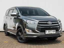 2019 Toyota Kijang Innova Variasi Populer Abu-abu - Jual mobil bekas di Jawa Barat