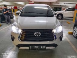 2020 Toyota Kijang Innova V A/T Gasoline Putih - Jual mobil bekas di Banten