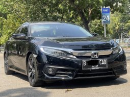 2017 Honda Civic ES Hitam - Jual mobil bekas di DKI Jakarta