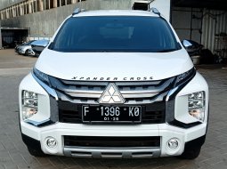 2021 Mitsubishi Xpander Cross Premium Package AT Putih - Jual mobil bekas di Jawa Barat