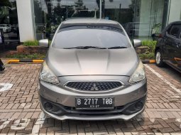 2016 Mitsubishi Mirage GLS Abu-abu hitam - Jual mobil bekas di Banten