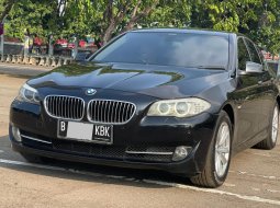 2013 BMW 5 Series 520d Hitam - Jual mobil bekas di DKI Jakarta