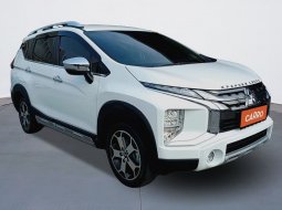 2021 Mitsubishi Xpander Cross CVT Putih - Jual mobil bekas di Banten